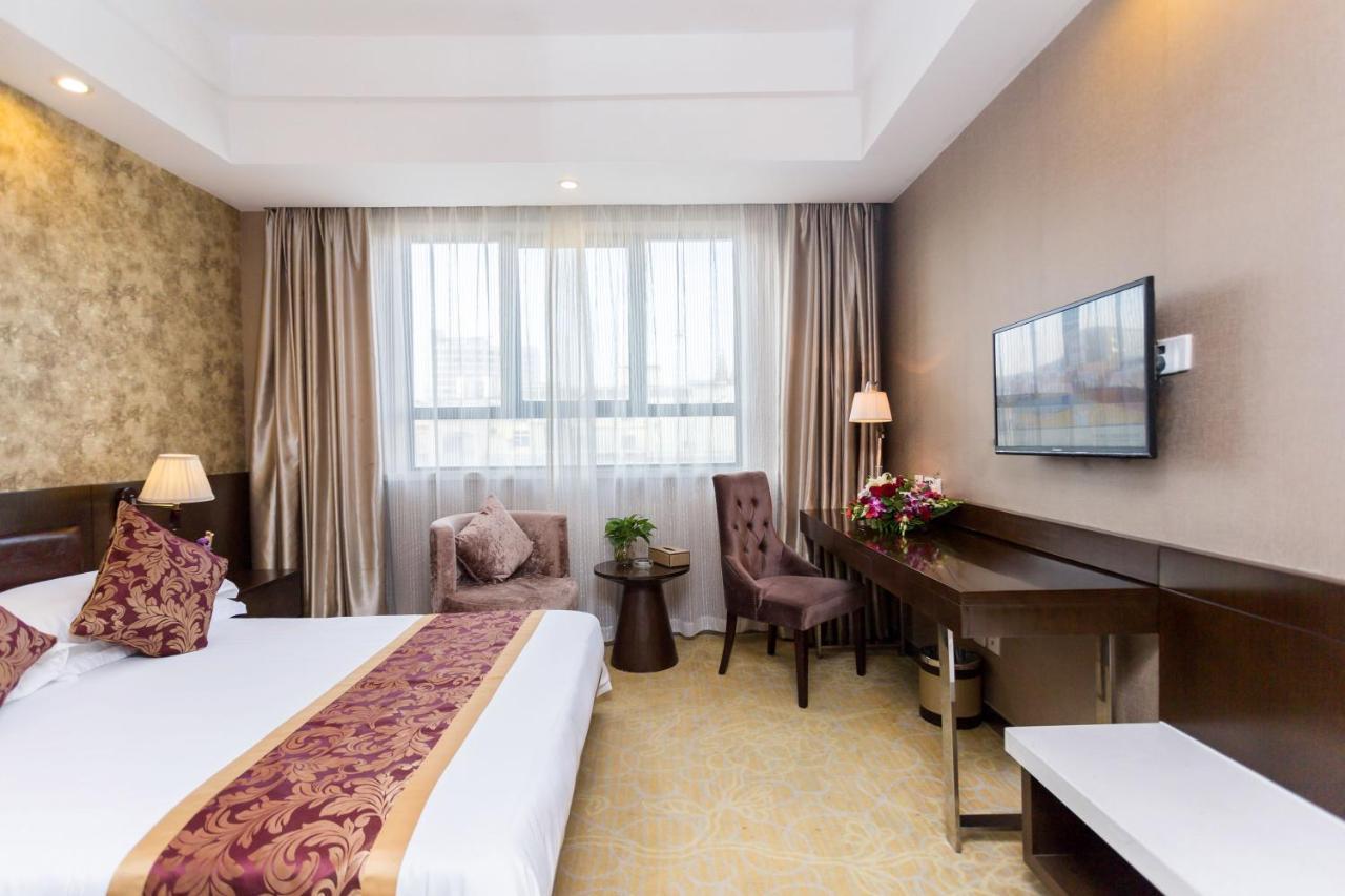 Shanghai Yueshangju Holiday Hotel Exterior photo
