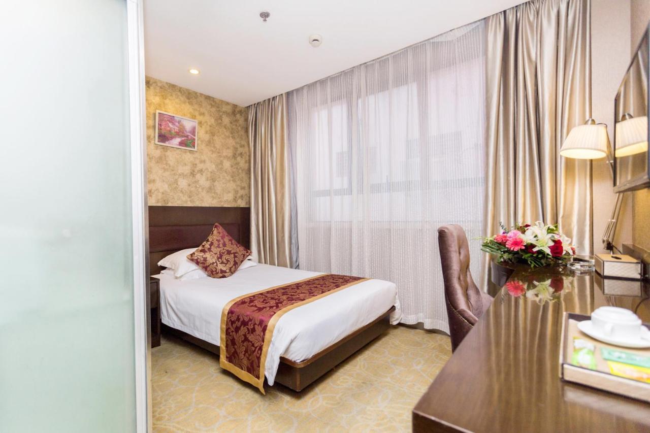 Shanghai Yueshangju Holiday Hotel Exterior photo